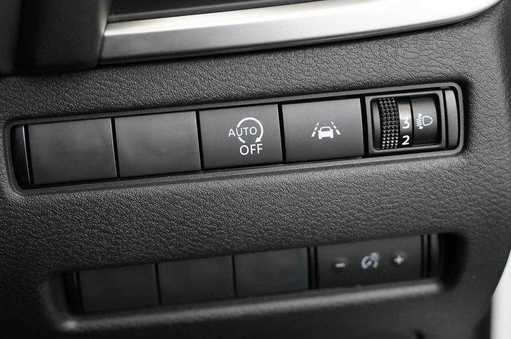 Nissan Qashqai 1.3 Dig-t 158Ps Tekna X-tronic Grey #31