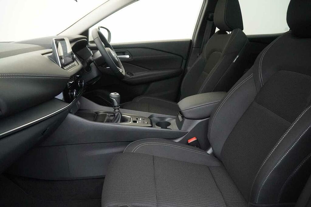 Nissan Qashqai 1.3 Dig-t 158Ps Tekna X-tronic Grey #15