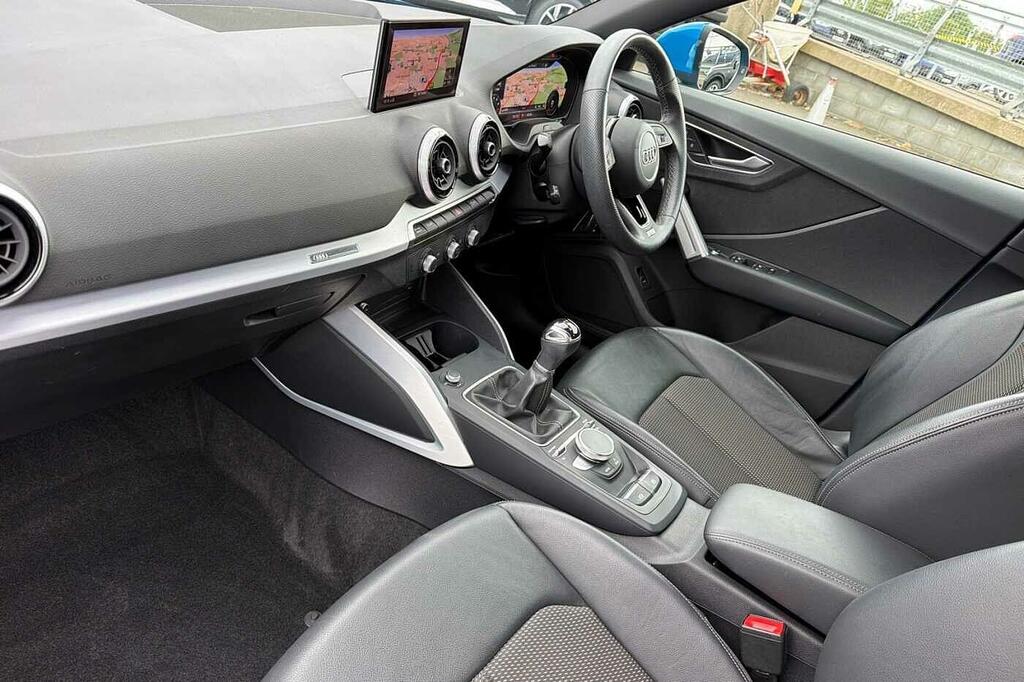 Audi Q2 S Line 30 Tfsi 110 Ps 6-Speed Blue #2