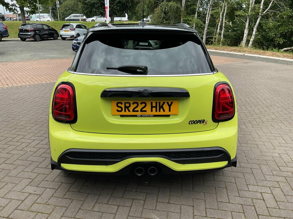 Mini Hatch 2.0 Cooper S Exclusive Steptronic Euro 6 Ss SR22HKY Yellow #6
