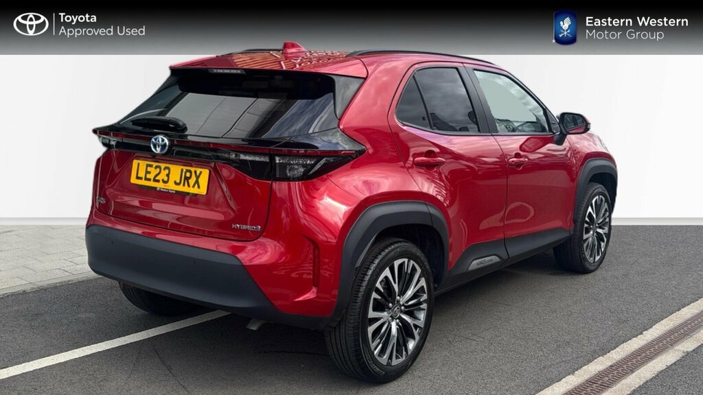 Toyota Yaris Cross 1.5 Hybrid Excel Awd Cvt White #8