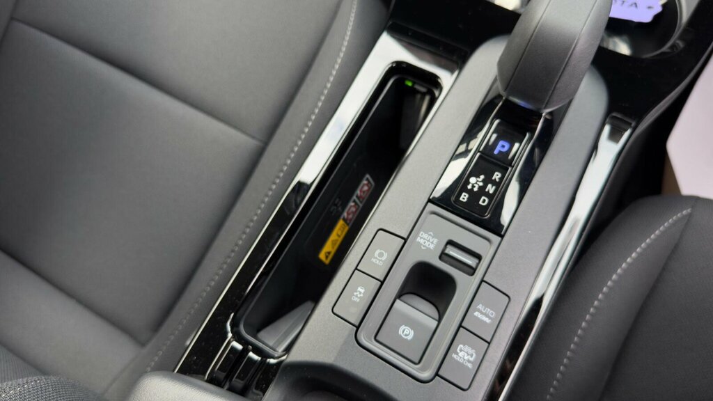 Toyota Prius 2.0 13.6Kwh Design Cvt Euro 6 Ss Grey #19