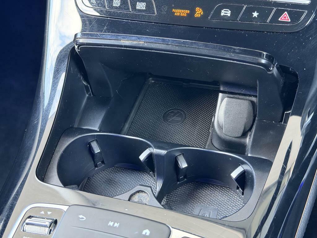 Mercedes-Benz EQC 400 300Kw Amg Line Premium 80Kwh 2023 Black #20
