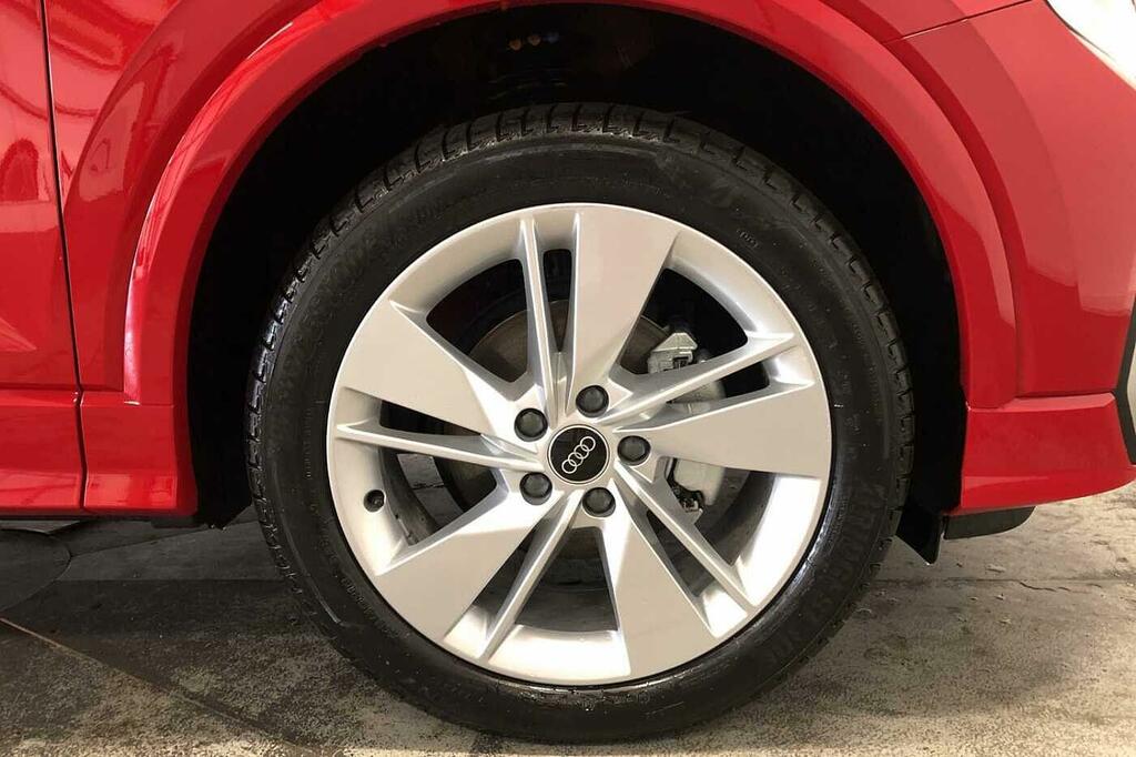 Audi Q2 S Line 35 Tfsi 150 Ps 6-Speed Red #5