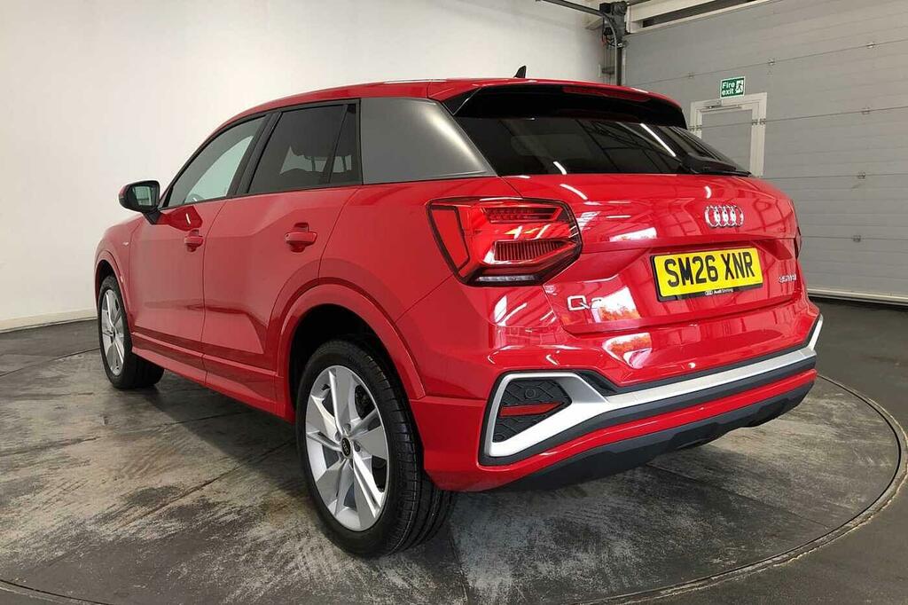 Audi Q2 S Line 35 Tfsi 150 Ps 6-Speed Red #3