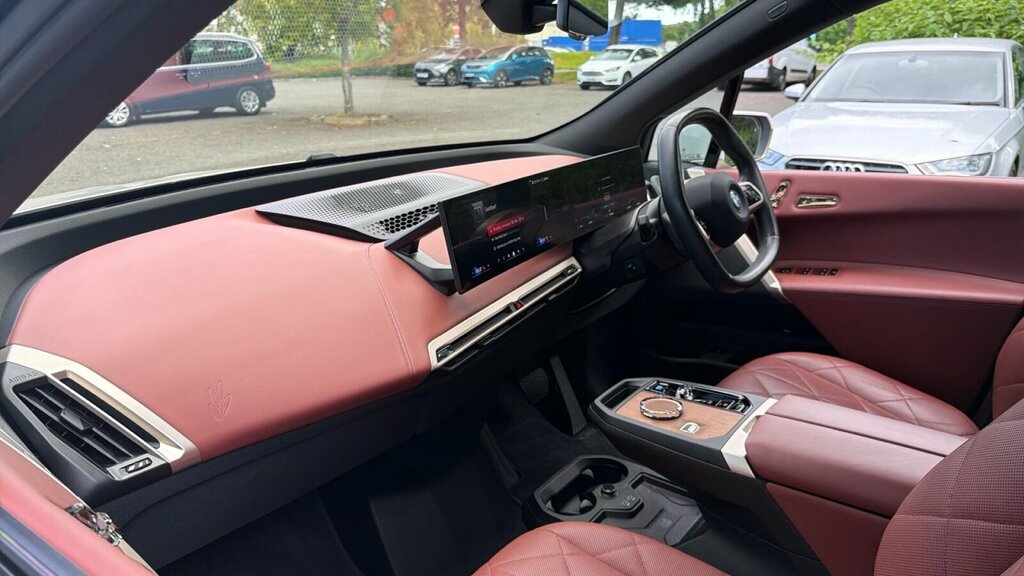 BMW iX 240Kw Xdrive40 M Sport 76.6Kwh Black #7
