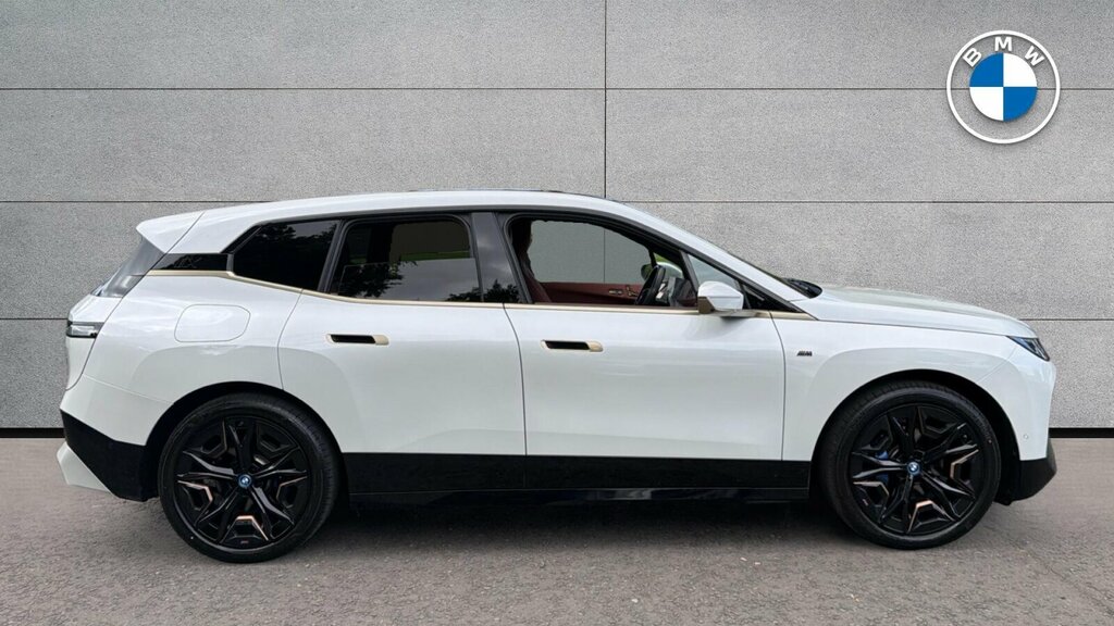 BMW iX M60 111.5Kwh Suv Xdrive 619 Ps White #3