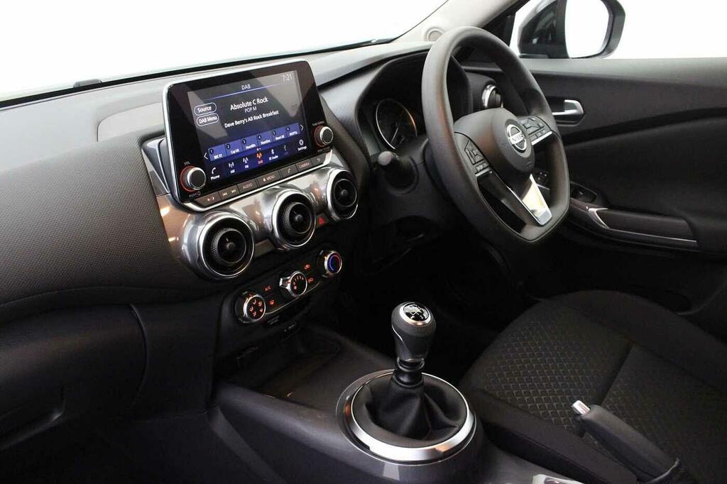 Nissan Juke 1.6 N-connecta Suv Hybrid Euro 6 Silver #20