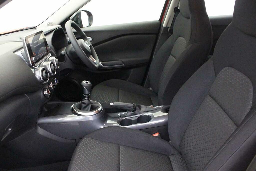 Nissan Juke 1.6 N-connecta Suv Hybrid Euro 6 Silver #15