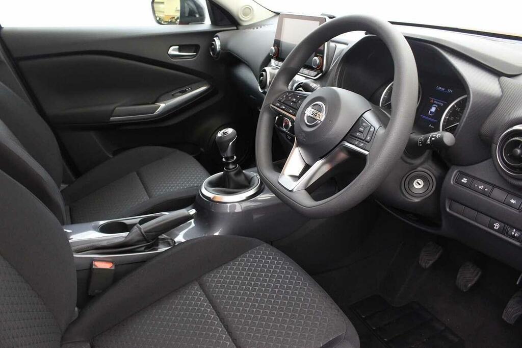 Nissan Juke 1.6 N-connecta Suv Hybrid Euro 6 Silver #18