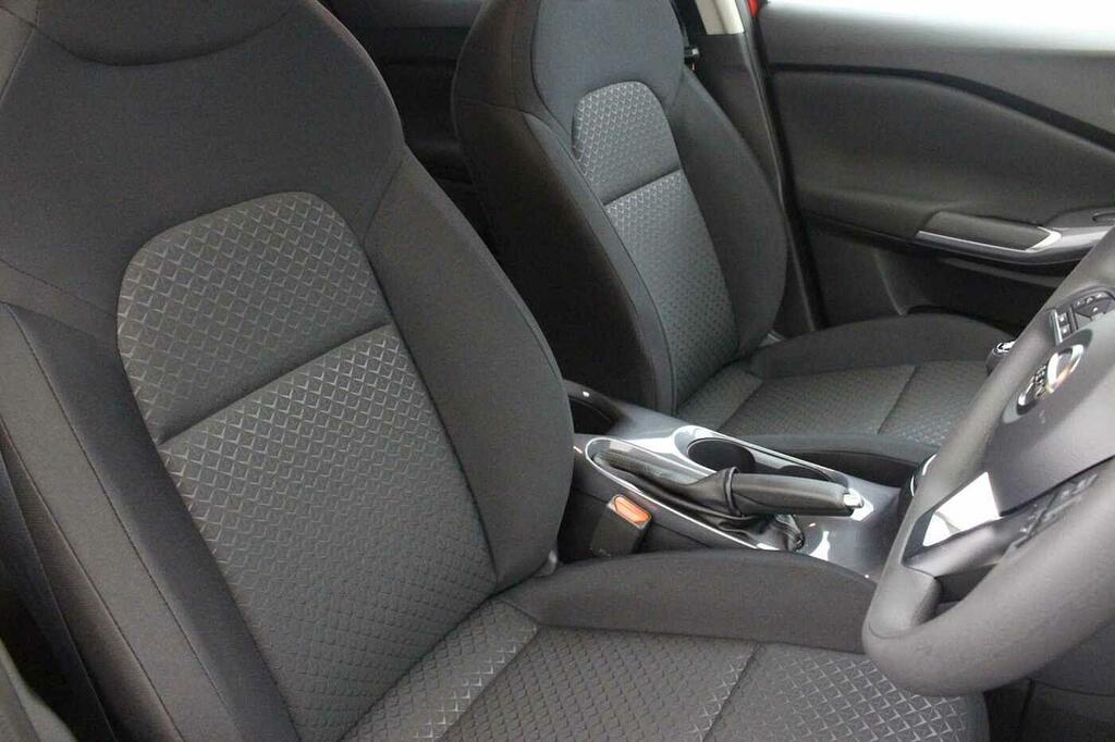 Nissan Juke 1.6 N-connecta Suv Hybrid Euro 6 Silver #17