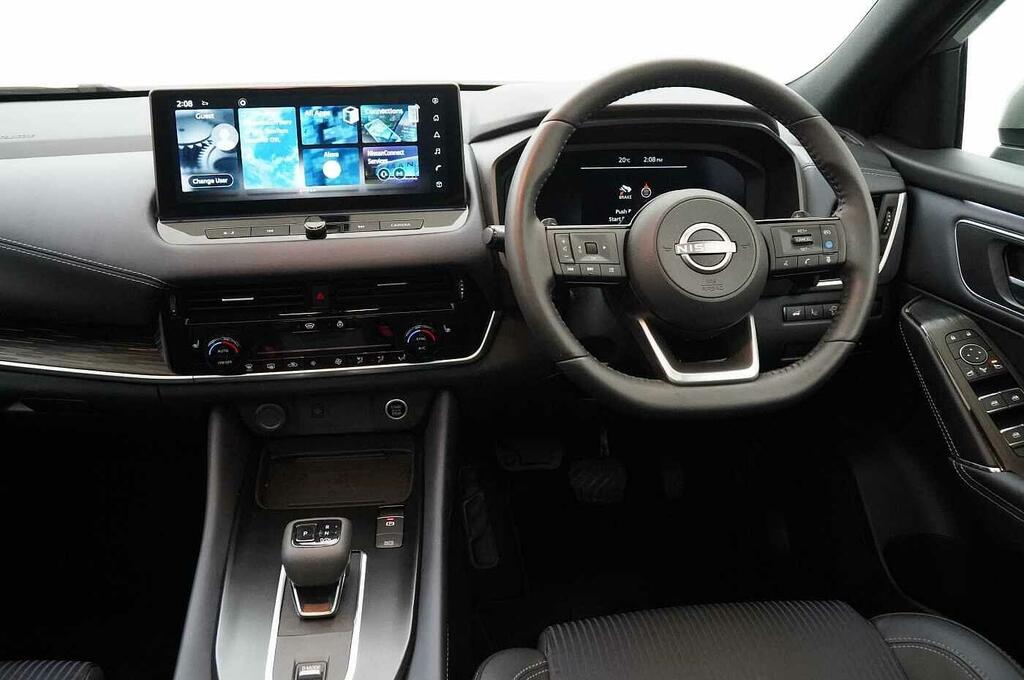 Nissan Qashqai 1.3 Dig-t Mh 158 Tekna X-tronic With Glass Ro White #16