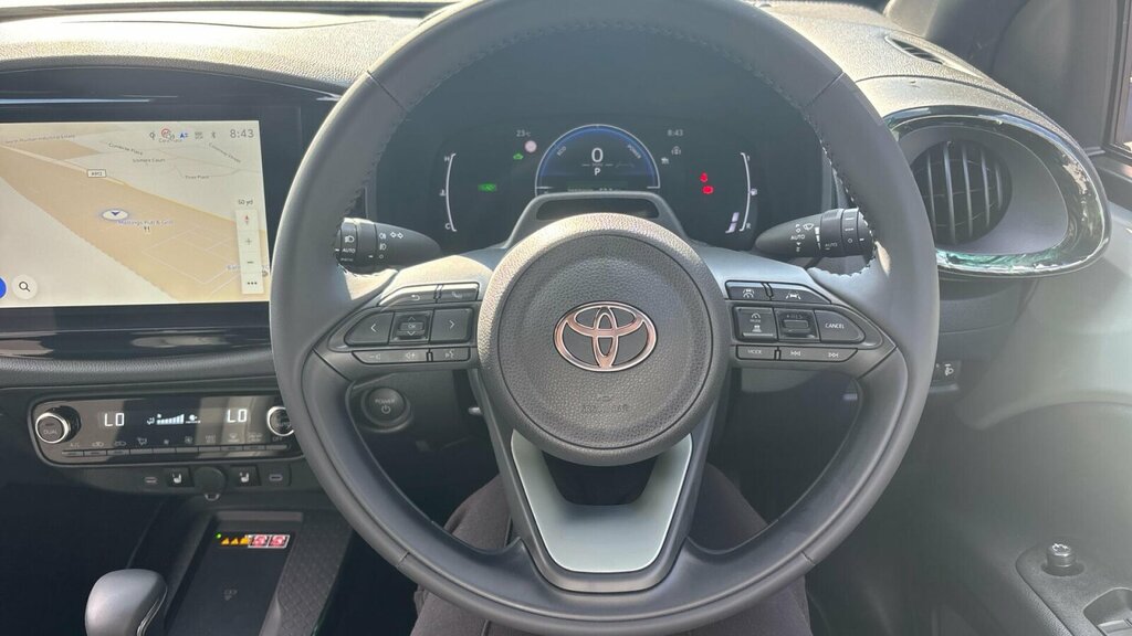 Toyota Aygo X 1.5H Gr Sport Cvt Euro 6 Ss White #7