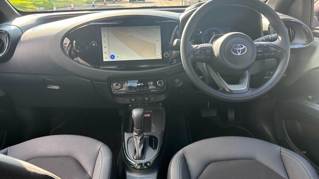 Toyota Aygo X 1.5H Excel Cvt Euro 6 Ss Green #6