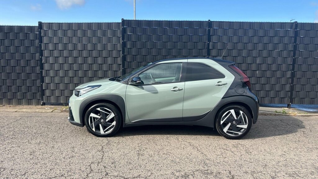 Toyota Aygo X 1.5H Gr Sport Cvt Euro 6 Ss White #24