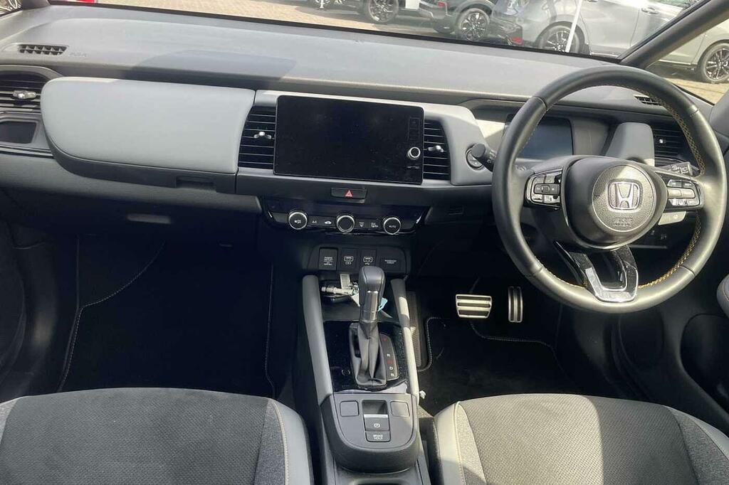 Honda Jazz 1.5 I-mmd Hybrid Advance Sport Ecvt Black #4
