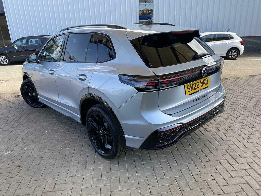 Volkswagen Tiguan 1.5 Tsi Ehybrid R-line Dsg Silver #3