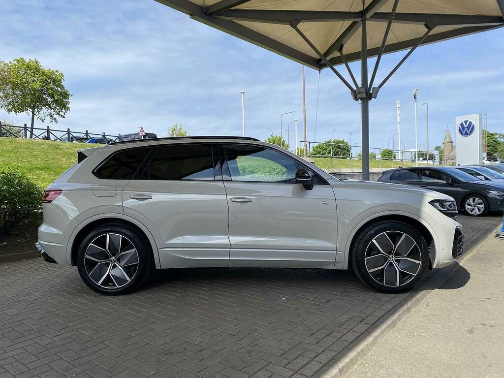 Volkswagen Touareg 3.0 V6 Tdi 4Motion 286 Black Edition Tip Beige #4