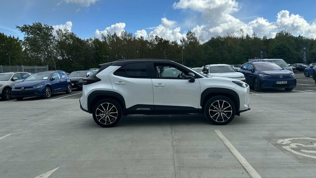 Toyota C-Hr 1.8 Vvt-h Design Suv Hybrid Cvt Euro 6 Black #23