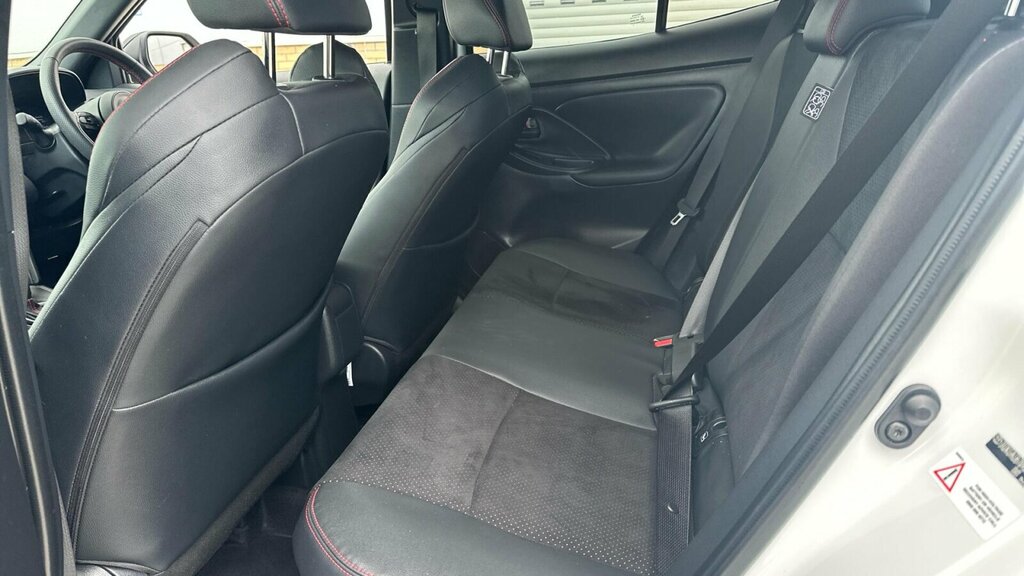 Toyota C-Hr 1.8 Vvt-h Design Suv Hybrid Cvt Euro 6 Black #15