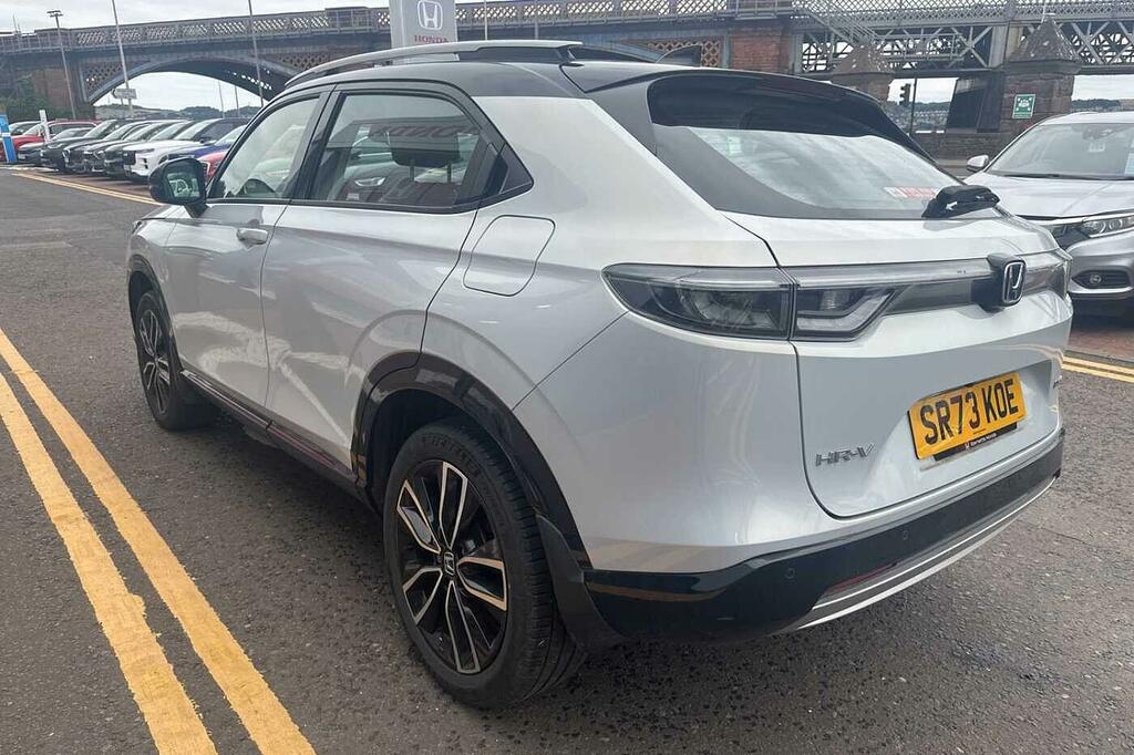 Honda Hr-V 1.5 Ehev Advance Style Cvt SR73KOE White #3