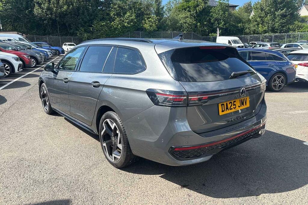 Volkswagen Passat 1.5 Tsi Ehybrid R-line Dsg Grey #3