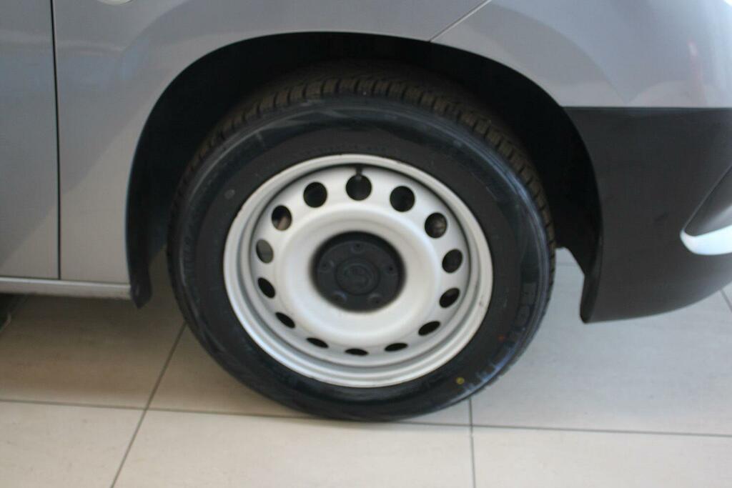 Volvo V70 2.5 Automatic Black #14