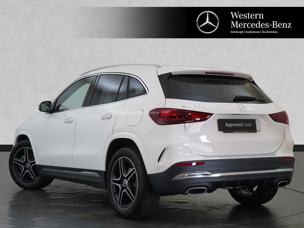 Mercedes-Benz GLA Class Gla 200 Amg Line Executive SK26XBX White #3