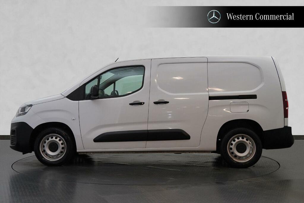 Fiat Doblo 1.5 Bluehdi 1000Kg Maxi Panel Van 6Dr Manua White #5