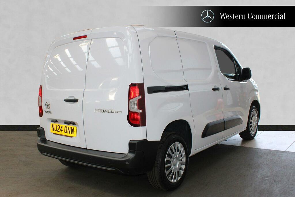 Toyota Proace City 1.5 Bluehdi Icon Short Panel Van NU24ONW White #5
