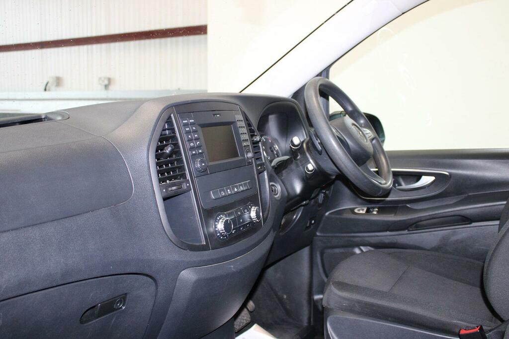 Mercedes-Benz Vito 2.1 114 Bluetec 136 Bhp Panel Van White #17