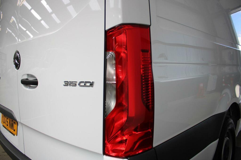 Mercedes-Benz Sprinter 2.0 315 Cdi Pro Panel Van G-tronic Rwd Black #10