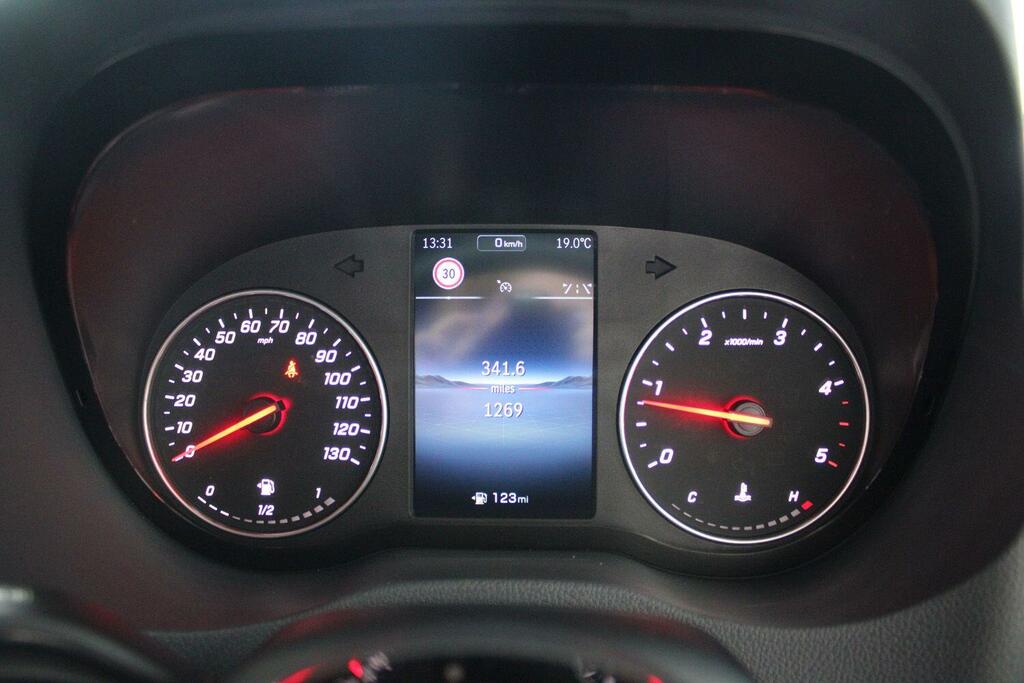Mercedes-Benz Sprinter 2.0 315 Cdi Pro Panel Van G-tronic Rwd Black #17