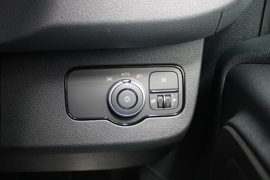 Mercedes-Benz Sprinter 2.0 315 Cdi Pro Panel Van G-tronic Rwd Black #33