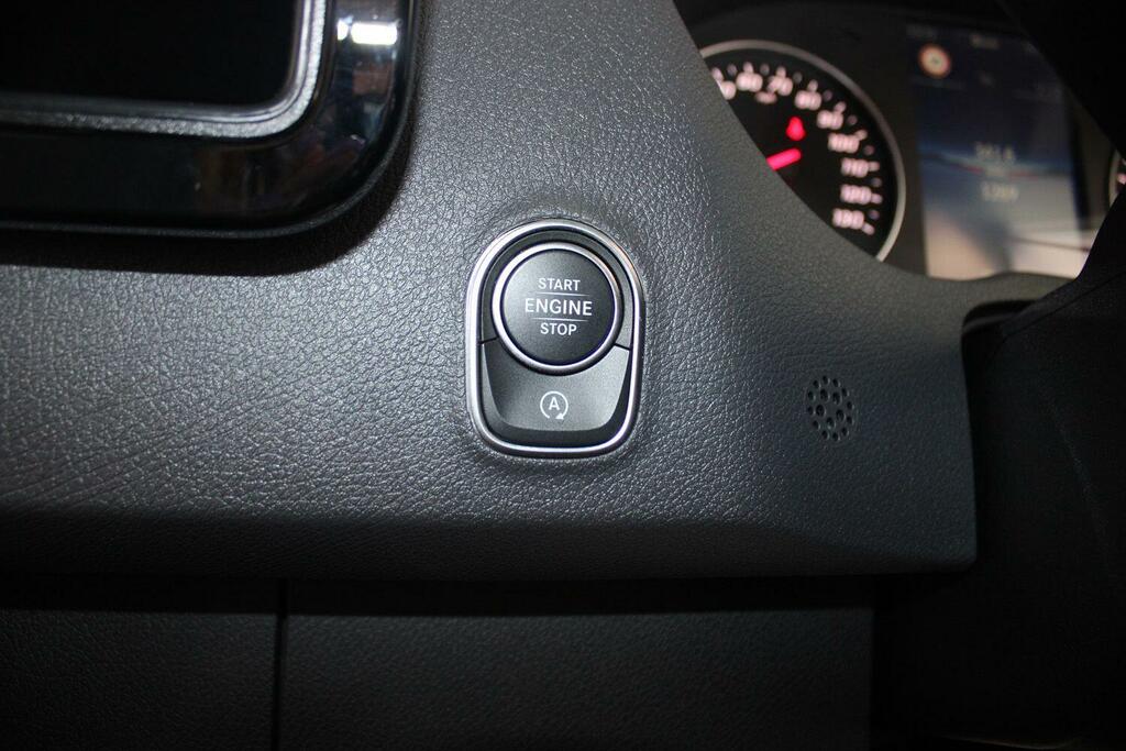Mercedes-Benz Sprinter 2.0 315 Cdi Pro Panel Van G-tronic Rwd Black #32
