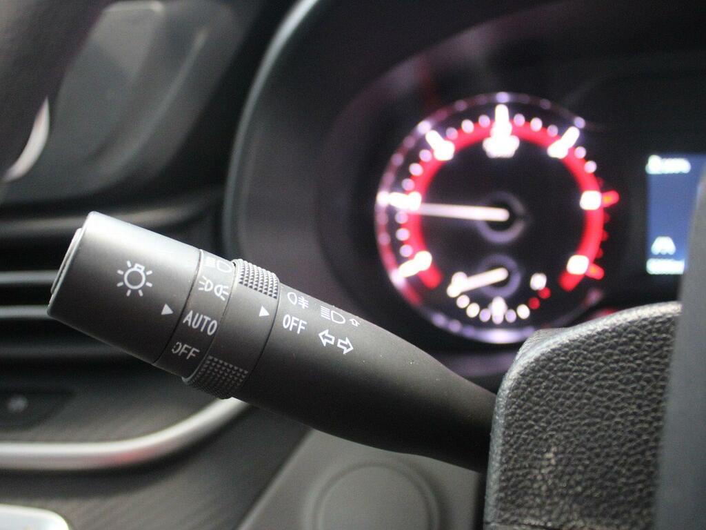 Maxus Deliver 9 2.0 D20 Fwd L3 H2 Euro 6 Ss White #16