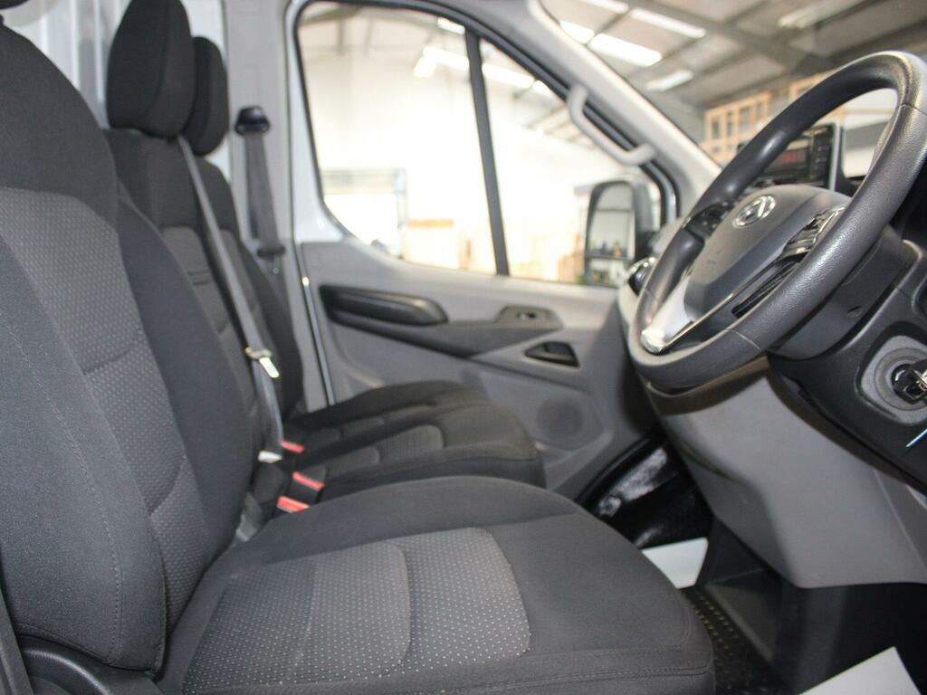 Maxus Deliver 9 2.0 D20 Panel Van Fwd L3 H2 Euro White #4
