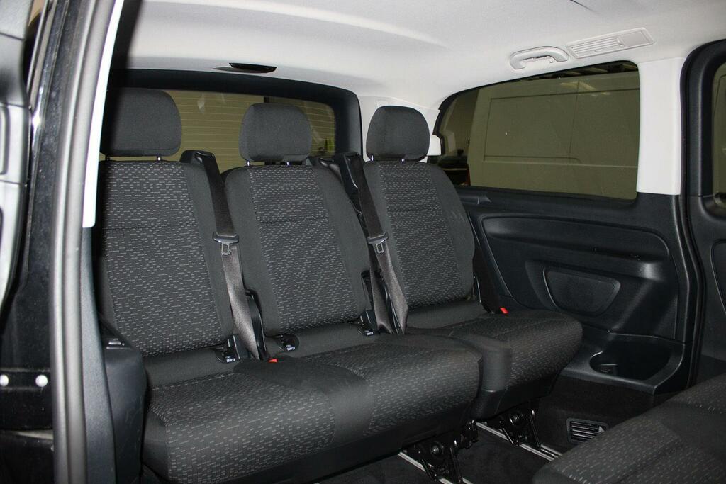 Mercedes-Benz Vito 2.0 119 Cdi Select Tourer Double Cab G- Black #4