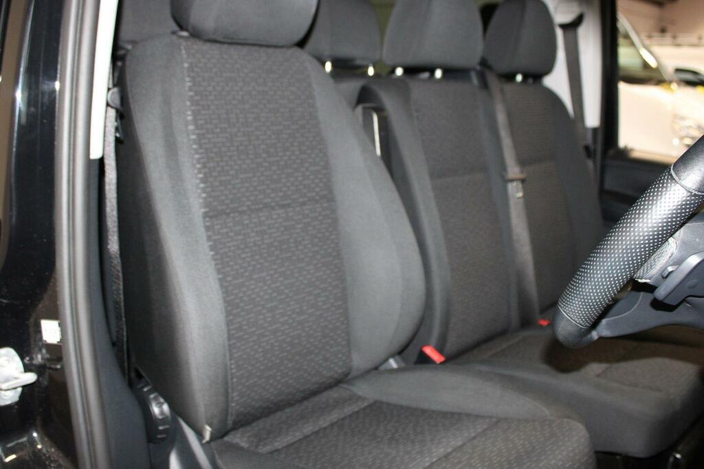 Mercedes-Benz Vito 2.0 119 Cdi Select Tourer Double Cab G- Black #3