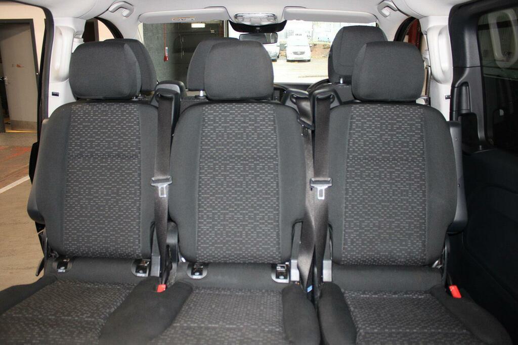 Mercedes-Benz Vito 2.0 114 Cdi Progressive White #17