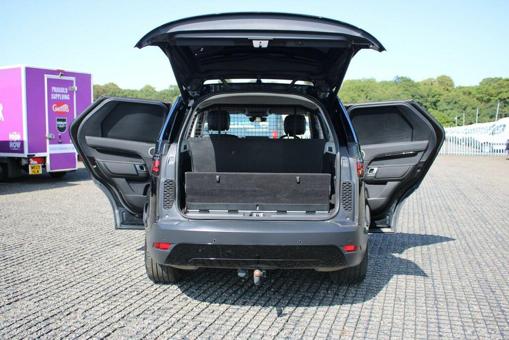 Land Rover Discovery 3.0 D300 Mhev Se 4Wd Euro 6 Ss Black #4