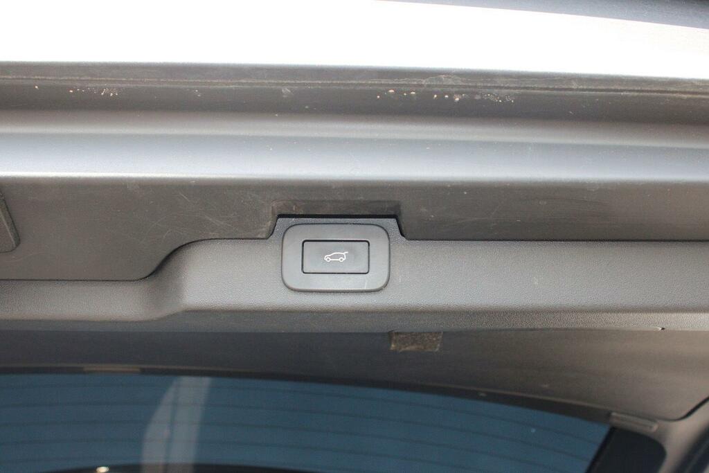 Land Rover Discovery P360 Mhev Metropolitan Edition Blue #37
