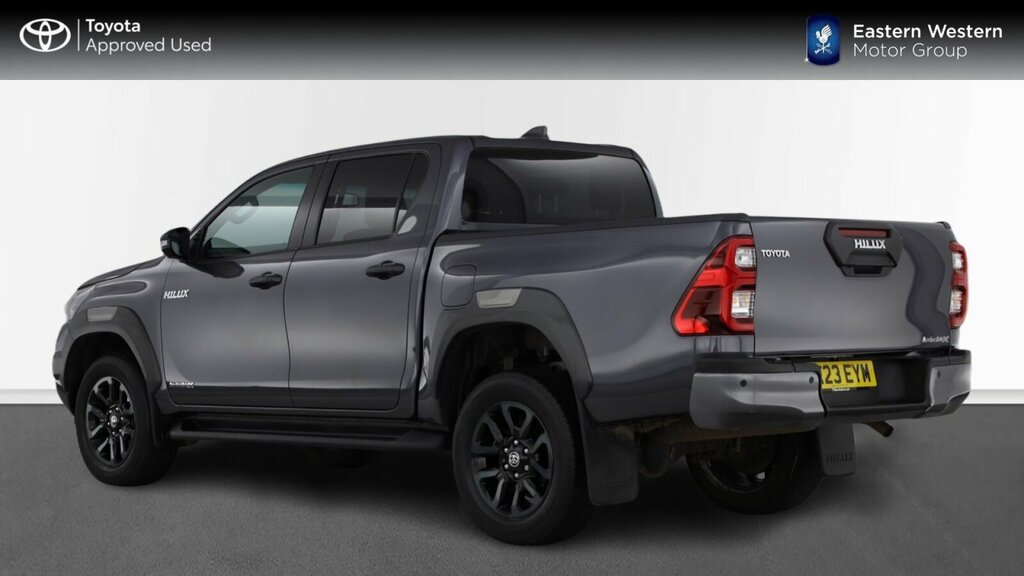 Toyota HILUX 2.8 D-4d Invincible X 4Wd Euro 6 Ss Grey #4