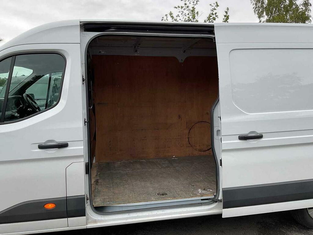 Nissan InterStar 2.0 Dci 35 Tekna L3 Medium Roof Euro 6 Ss White #7