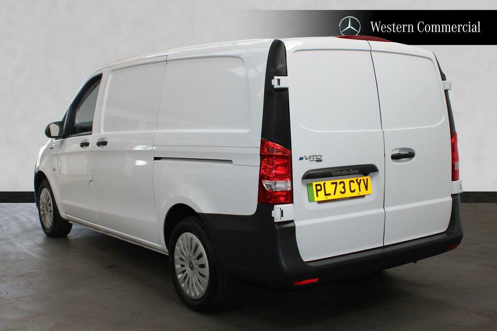 Mercedes-Benz eVito 150Kw 100Kwh Premium 9-Seater Silver #7