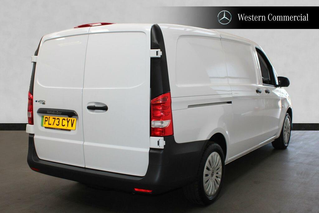 Mercedes-Benz eVito 150Kw 100Kwh Premium 9-Seater Silver #9