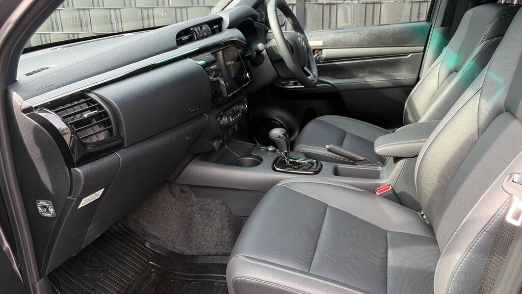 Toyota HILUX 2.8 D-4d-h Invincible X 4Wd Euro 6 Grey #5
