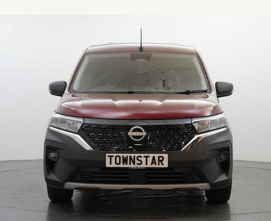 Nissan TOWNSTAR 90Kw Acenta Van 45Kwh Red #4