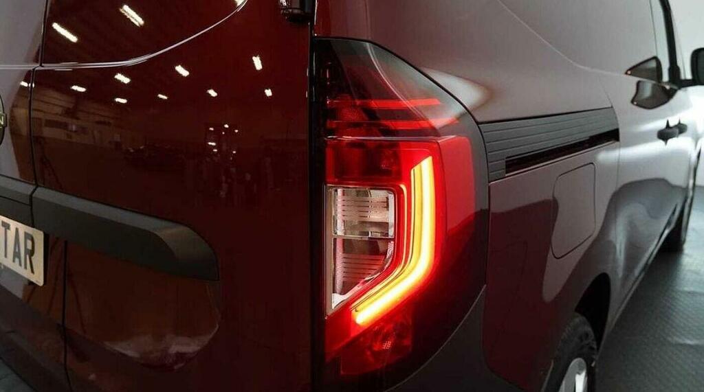 Nissan TOWNSTAR 45Kwh Tekna L2 Panel Van 22Kw Obc Grey #11