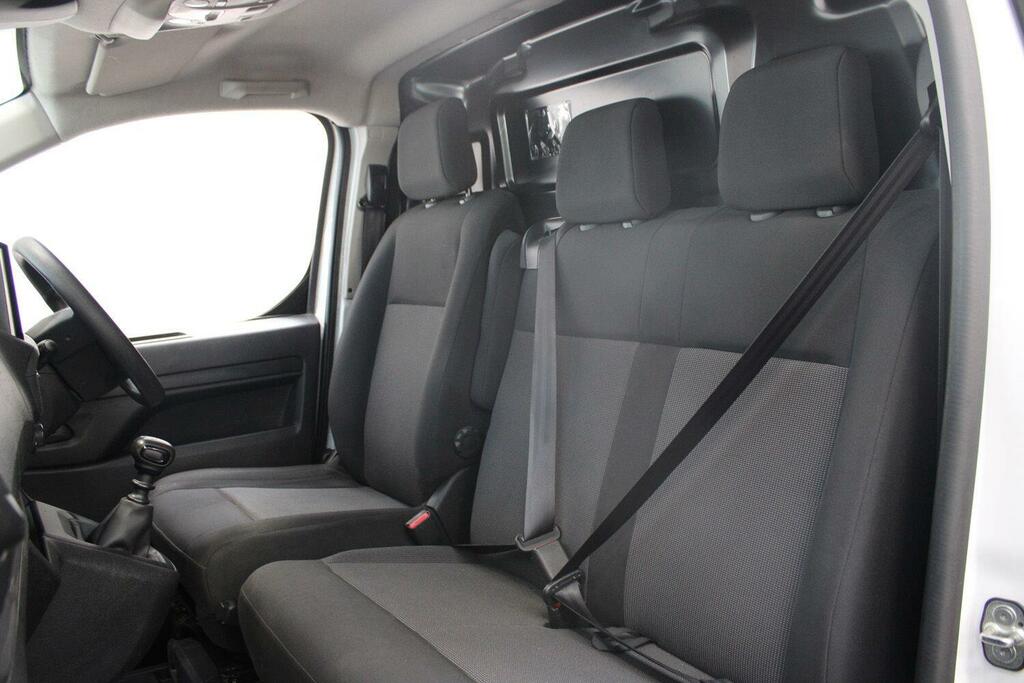 Vauxhall Vivaro 3100 75Kwh Prime L2 H1 6Dr 7.4Kw Charger Grey #34